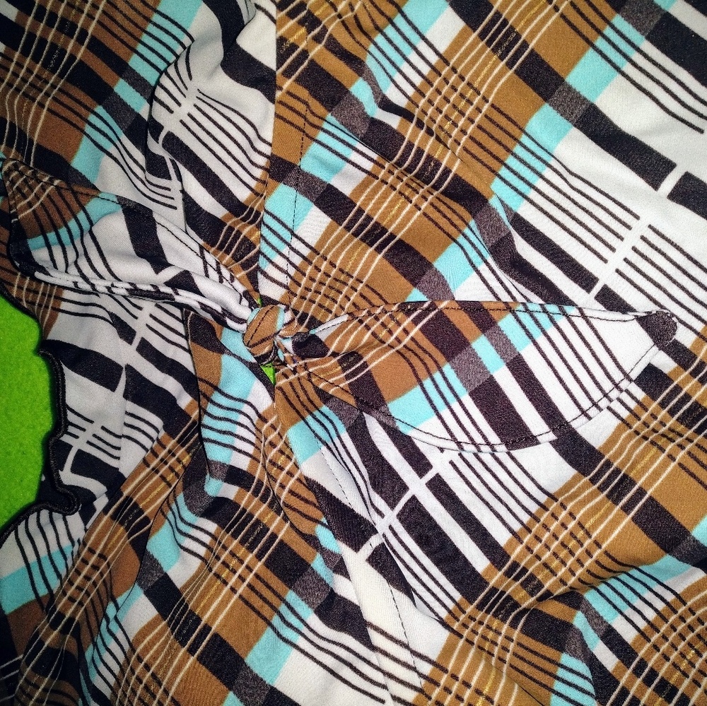 2/$7 Bathing suit top size large - Picture 2 of 3